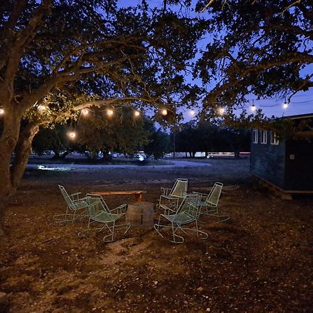 The Container Retreat @ 290 Wine Trail #10 Welcome Friends! Hye Ngoại thất bức ảnh