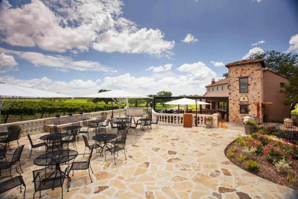 The Container Retreat @ 290 Wine Trail #10 Welcome Friends! Hye Ngoại thất bức ảnh